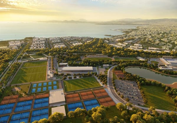 Знаменитый сербский теннисист Новак Джокович инвестирует 20 миллионов евро в теннисный клуб в Греции.