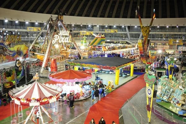 Сегодня в первом павильоне Белградского Сайама открывается традиционная новогодняя ярмарка.